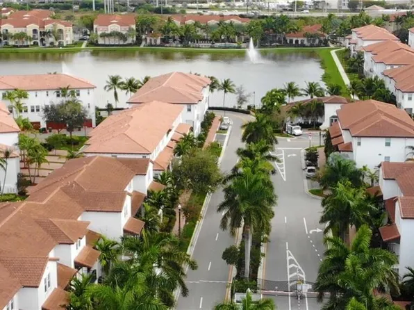 2667 SW 118th Rd, Hollywood, FL 33025