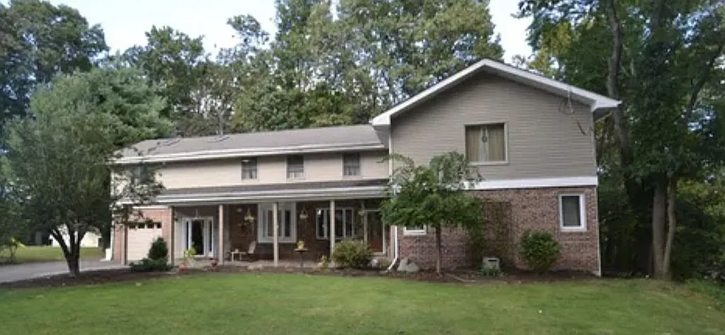 7 Oswego Ave photo 1