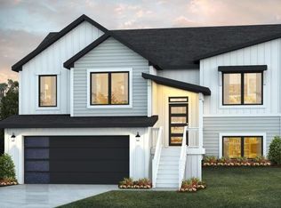 4736 Obsidian Ct NW, Mandan, ND 58554