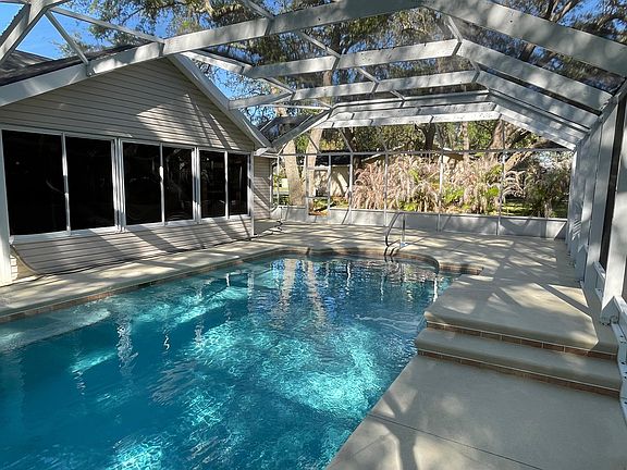 5th image of 1206 Oak Hammock Ln
