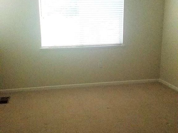 2nd image of 6070 Ingleston Dr Unit 1115