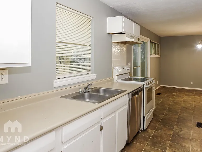 3513 Rosedale Dr NW — Photo 10
