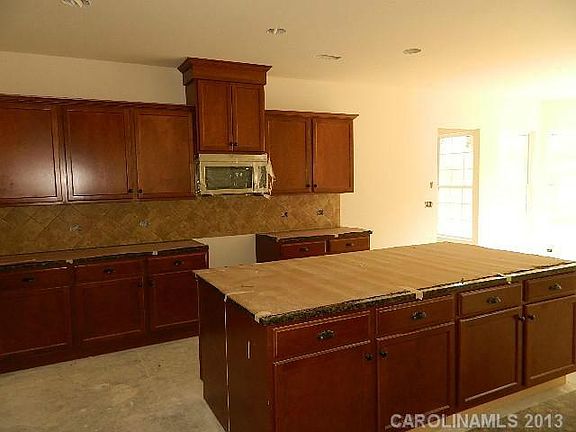 4th image of 14935 Kinnegal Ln