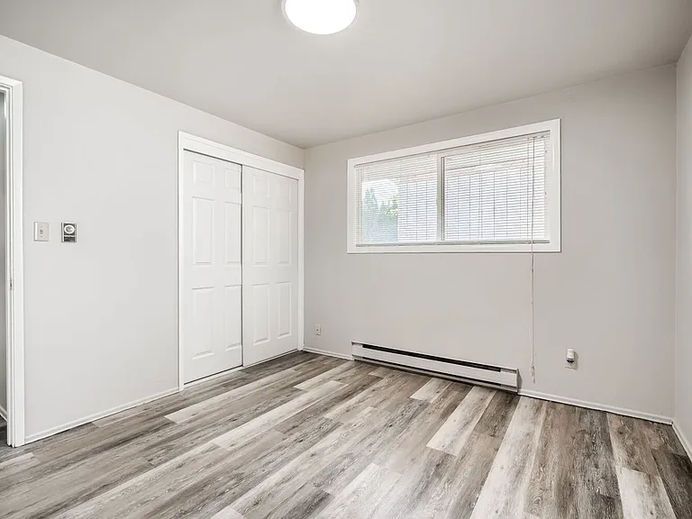9502 Whitman — Photo 7