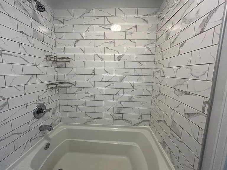 8101 Tippin Ave #J — Photo 14