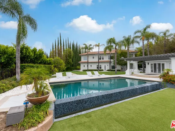 3791 Winford Dr, Tarzana, CA 91356