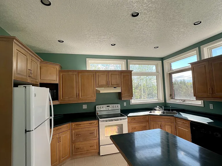 287 Clair Rd E #MAIN — Photo 5