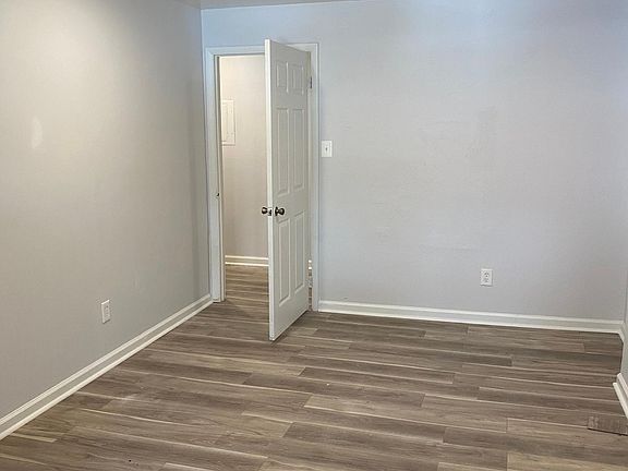 5th image of 2821 Germantown Ave Floor 2
