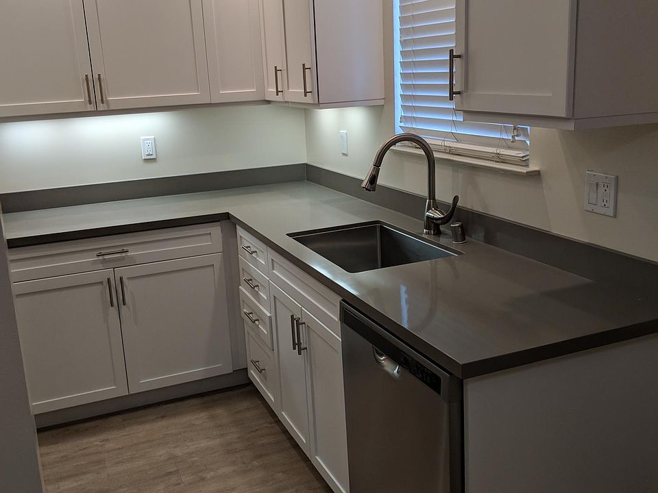 2nd image of 225 Vera Ave APT 2
