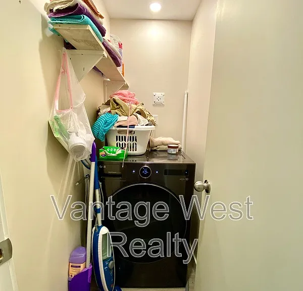 9509B Winview Rd — Photo 11