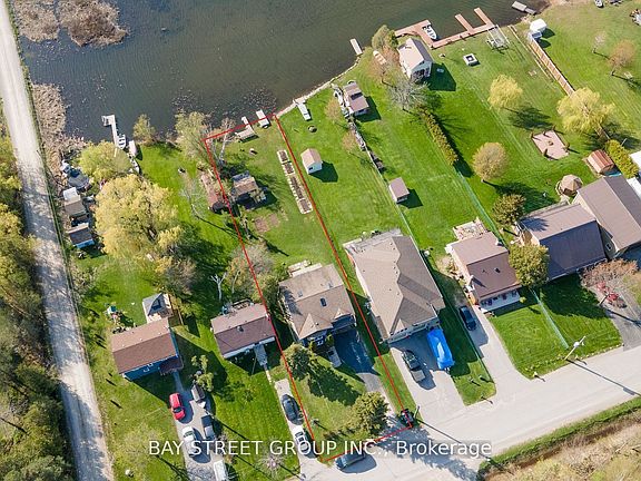 5th image of 568 View Lake Rd
