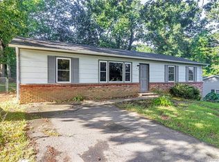 418 Melody Cir, Swannanoa, NC 28778