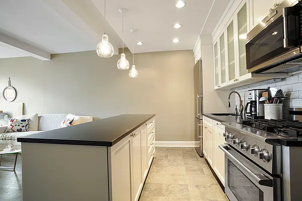 Sold by Corcoran | media 14