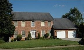 2nd image of 705 Glen Oaks Pl