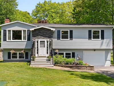 165 Tanglewood Drive, Colchester, VT, 05446
