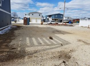 81 Albert Dr, Manahawkin, NJ 08050