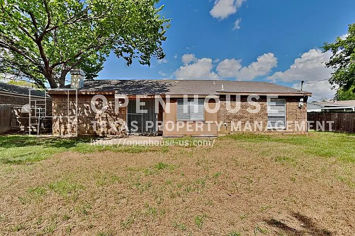 3817 Kippers Ct — Photo 18