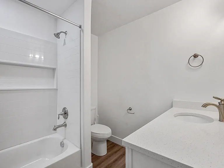 2049 N 3930 W — Photo 6