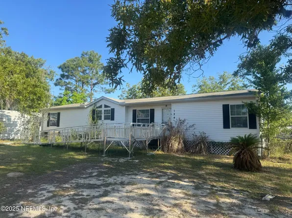 124 HOLLY HILL Lane, Hawthorne, FL 32640