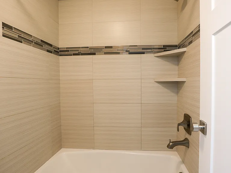 Basement Bath Tub/Shower