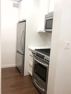 Rented by R New York | media 6