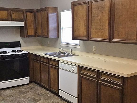 4th image of 612 S 13th St