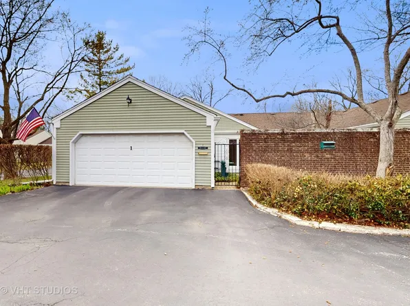 1 Bridgton On Asbury, Rolling Meadows, IL 60008