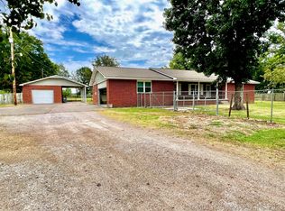 120 N Tower Rd, Vian, OK 74962