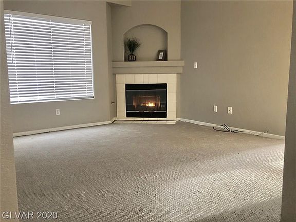 4th image of 2975 Bluegrass Ln APT 224