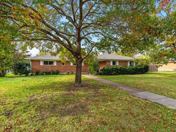 211 Whisenant Dr, Allen, TX 75013