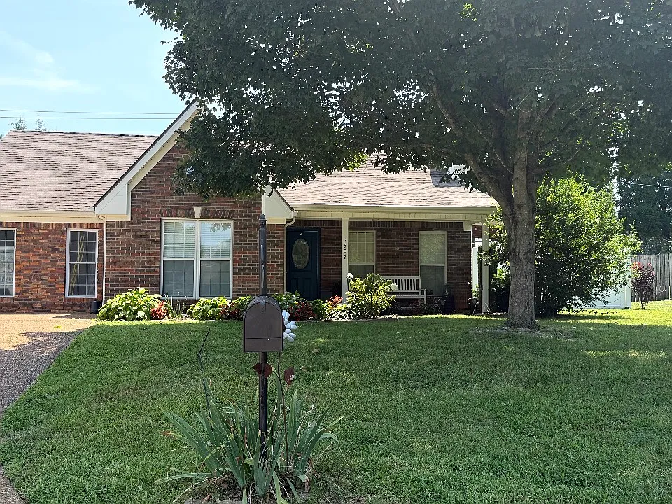 2504 Wyatt Ct
