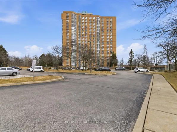 90 Dale Ave #1705, Toronto, ON M1J 3N4