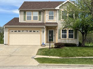 9128 W Edgewater Dr, Milwaukee, WI 53224