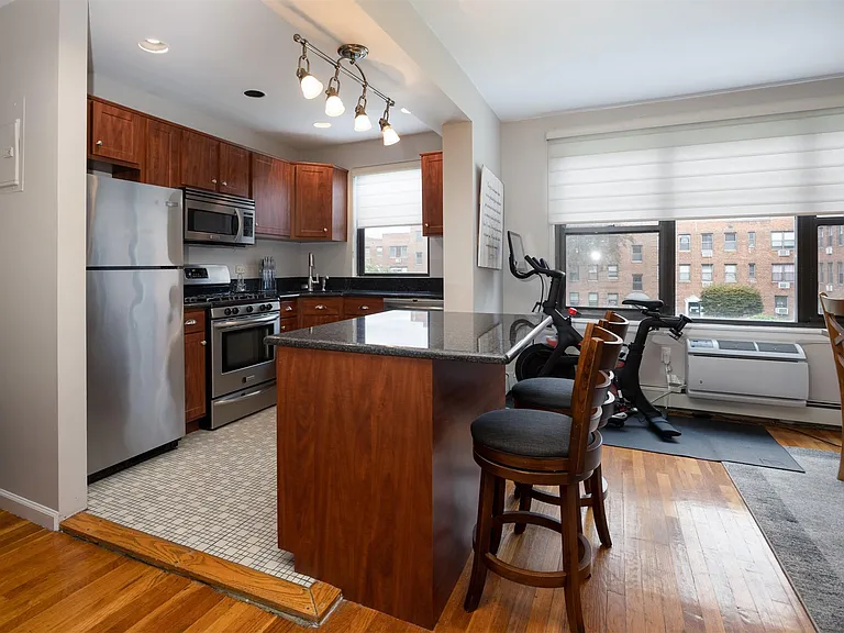 1 Jefferson Ave #A5 — Photo 9