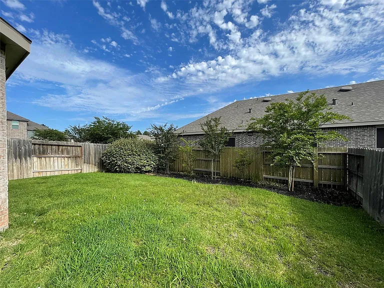 308 Tangle Birch Ct — Photo 22
