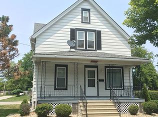 724 43rd St, Kenosha, WI 53140