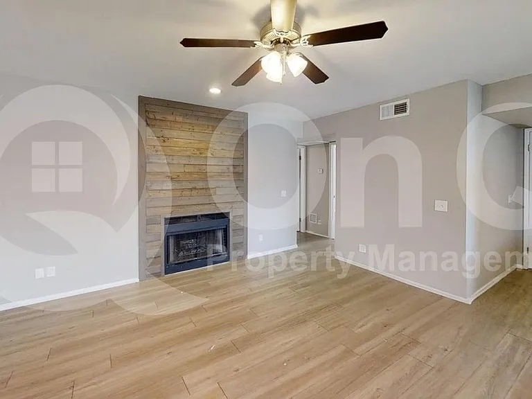 850 S River Dr #2085 — Photo 4