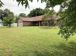 5021 Woodcreek Ct, Harrah, OK 73045