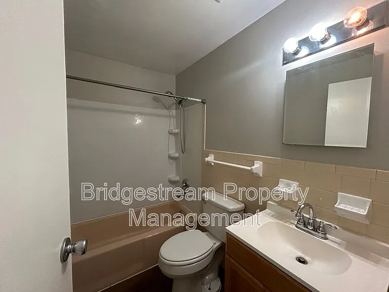 4952 Leeper St — Photo 8