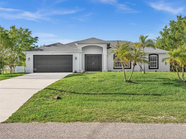 2022 NW 9th Ter, Cape Coral, FL 33993