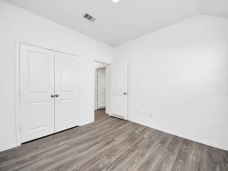 26631 Castiel Dr — Photo 14