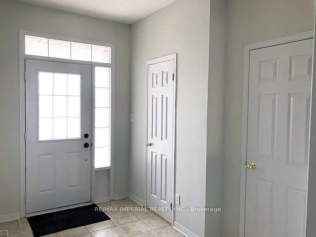 3 bed, $2,650 — Photo 2