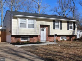 135 Silver Birch Rd, Williamstown, NJ 08094