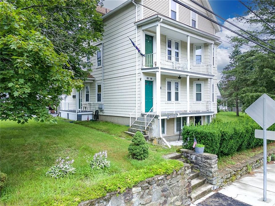 365 Old River Rd Manville, RI, 02838 Apartments for Rent Zillow