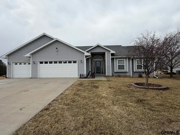 809 S Shimerda St, Wilber, NE 68465