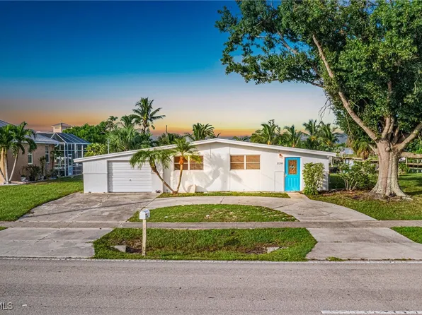 21288 Edgewater Dr, Pt Charlotte, FL 33952