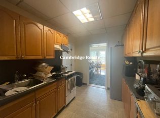 60 Walden St #3T, Cambridge, MA 02140