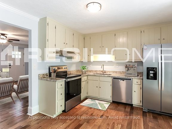 2nd image of 2965 Flowers Dr