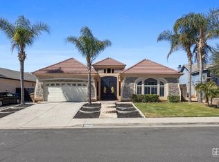 3727 Park Mountain Dr, Bakersfield, CA