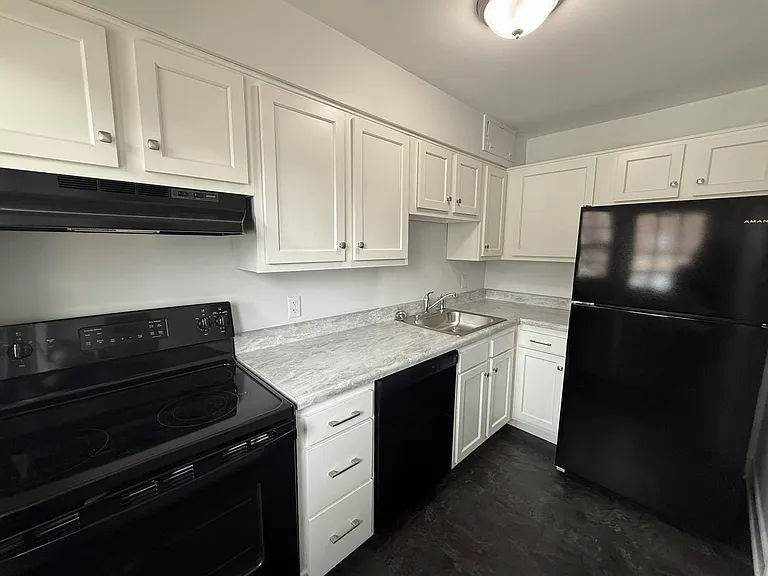 2336 Denniston Ave SW #70 — Photo 3